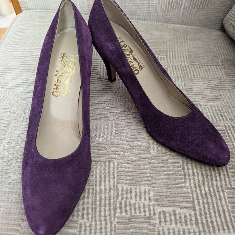 Salvatore Ferragamo "Red Grape" Purple Suede Pumps - Size 8.5 B